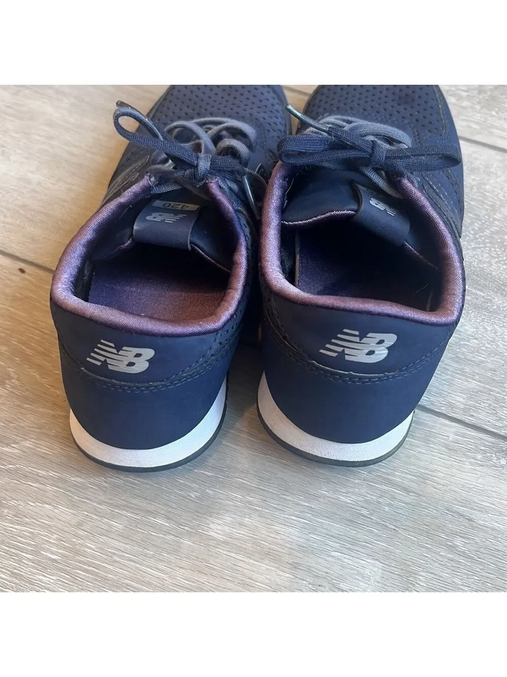 NEW balance Arishi 3 blue reflective running sneakers size 7